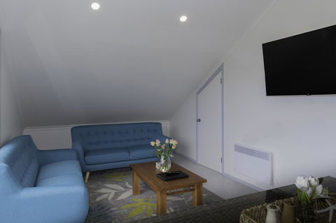 South Arm Luxury Loft - Stayed 4