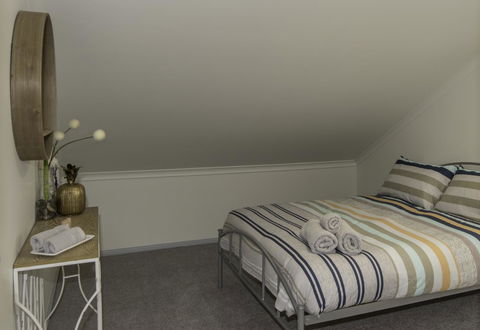 South Arm Luxury Loft - Stayed 7