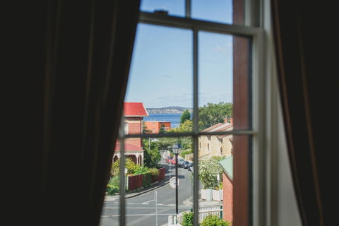 Grand Old Duke - Stayed 11