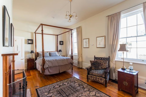 Grand Old Duke - Stayed 27