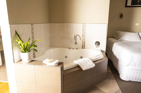 Little Norfolk Bay Events And Chalets - Stayed 8