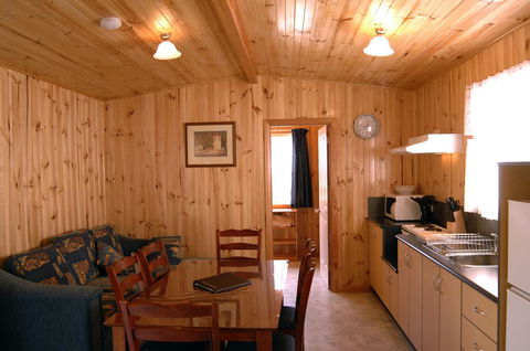 Captain Cook Holiday Park - Stayed 21