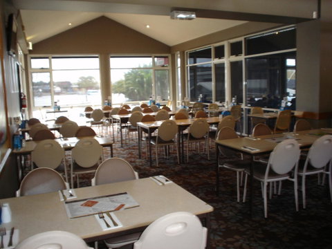 Argosy Motor Inn - Stayed 33