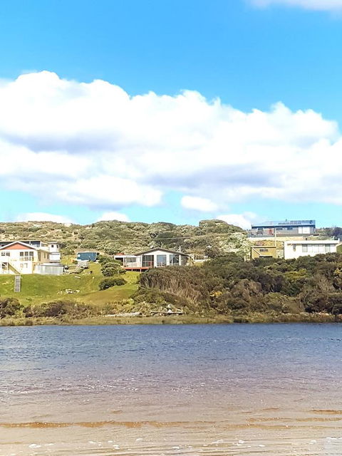 Ocean View Cottage - Stays Accommodation 6