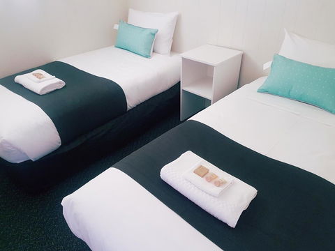 Ocean View Cottage - Stays Accommodation 3