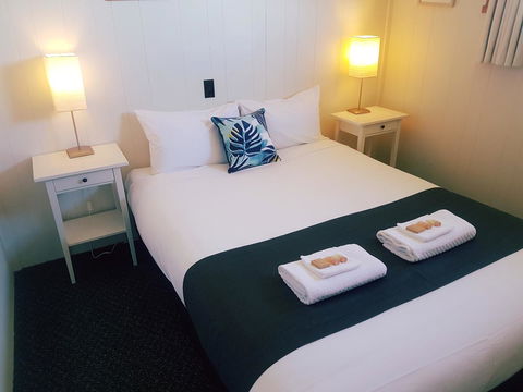 Ocean View Cottage - Stays Accommodation 5