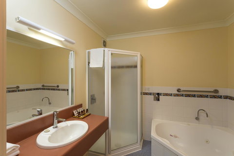 Panorama Hotel St Helens - Stayed 20