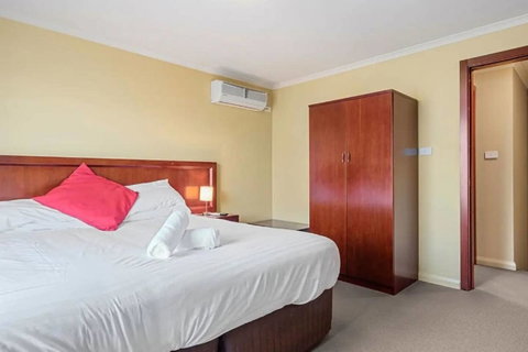 Battery Point Apartment With Car Park - Stayed 5