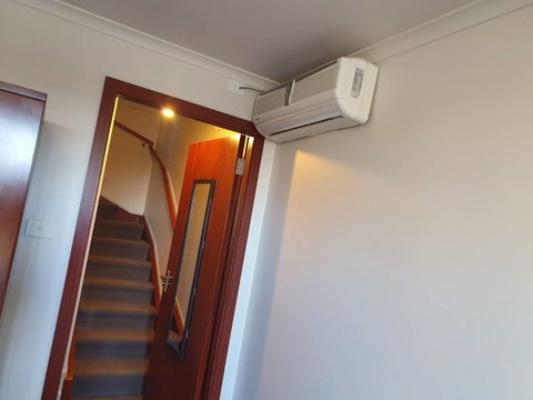 Battery Point Apartment With Car Park - Stayed 22