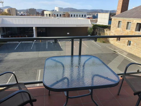 Battery Point Apartment With Car Park - Stayed 11