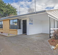 Elkie Villa - 2 Bedroom Unit - Burnie - Stayed