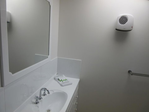 Abel Tasman Airport Motor Inn - Stayed 18