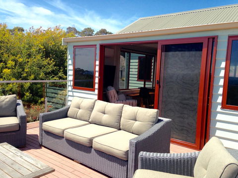 DOLPHIN LOOKOUT COTTAGE - Amazing Views Of The Bay Of Fires - Stayed 4