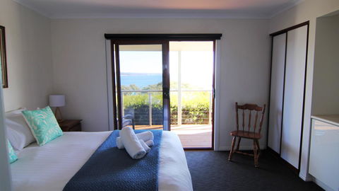 DOLPHIN LOOKOUT COTTAGE - Amazing Views Of The Bay Of Fires - Stayed 13