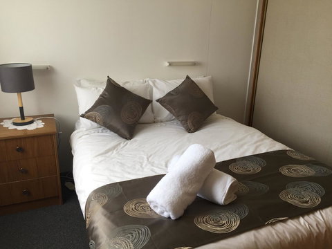 Regatta Point Tavern & Holiday Villas - Stayed 19