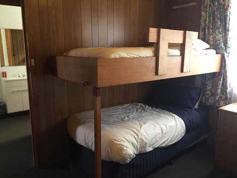 Regatta Point Tavern & Holiday Villas - Stayed 4