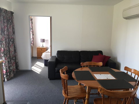 Regatta Point Tavern & Holiday Villas - Stayed 22