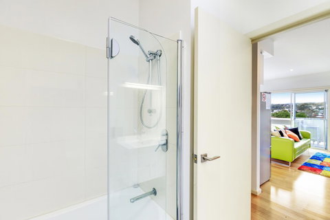 Bellerive Marina View Apartments No 28 - Stayed 9