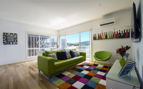 Bellerive Marina View Apartments No 28 - Stayed 3