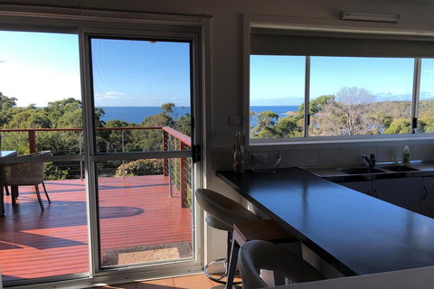 BAY OF FIRES SEACHANGE Ocean Frontage - Stays Accommodation 3