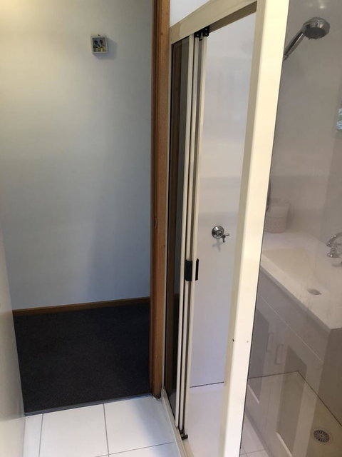 Little Mountain Town - Stays Accommodation 9