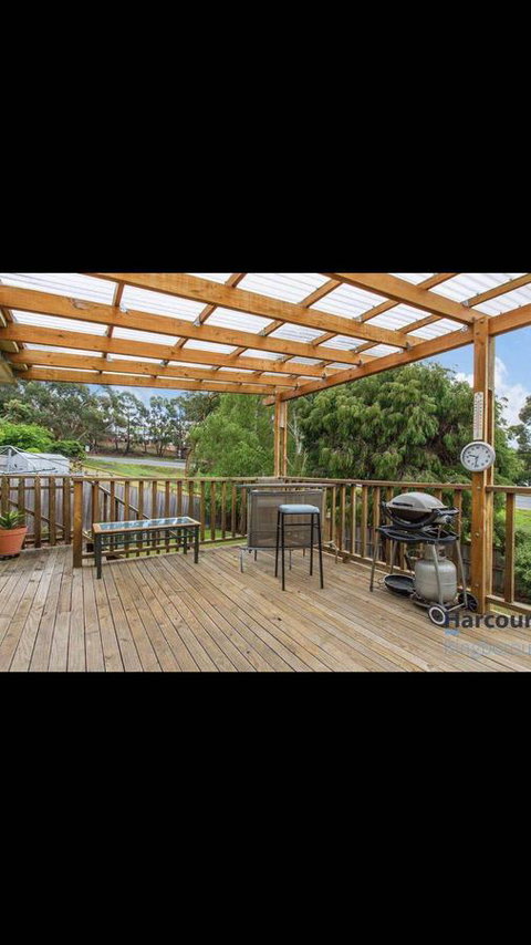 Little Mountain Town - Stays Accommodation 14