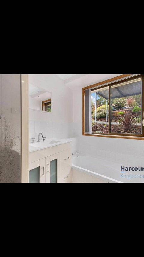 Little Mountain Town - Stays Accommodation 15