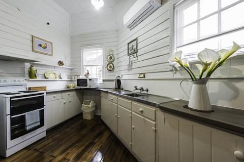 Touchwood Cottages - Stayed 12