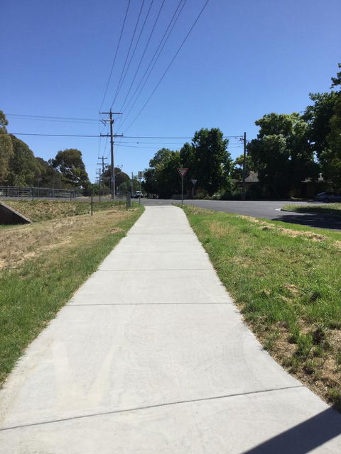 Flora Hill Creek Views - Stayed 20