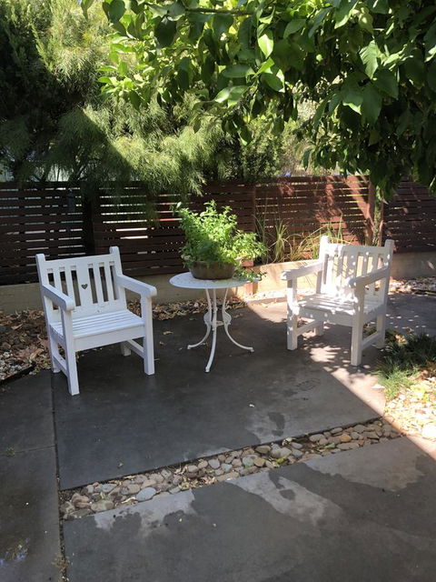 Flora Hill Creek Views - Stayed 15
