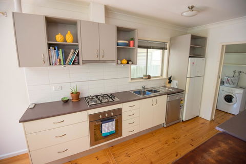 Flora Hill Creek Views - Stayed 4