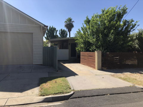 Flora Hill Creek Views - Stayed 14
