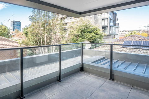 Poplar Apartments - Stayed 10