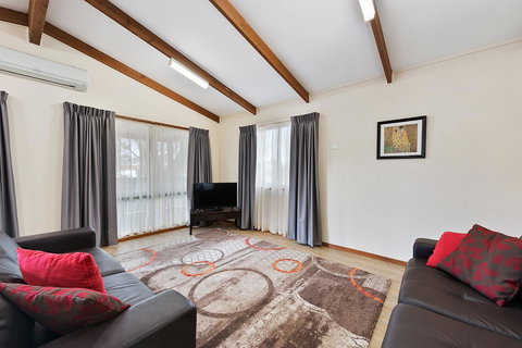 High Country Holiday Park - Stayed 9