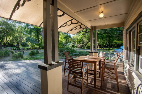 Avalon House - Stayed 14