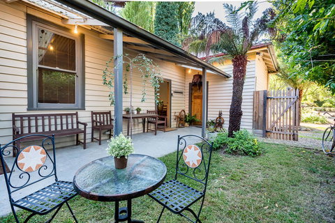 Avalon House - Stayed 1