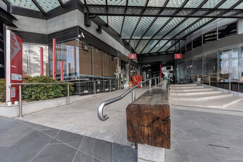 2Bedroom Apartment With Views In Docklands Next To CBD & Marvel Stadium - Stayed 20