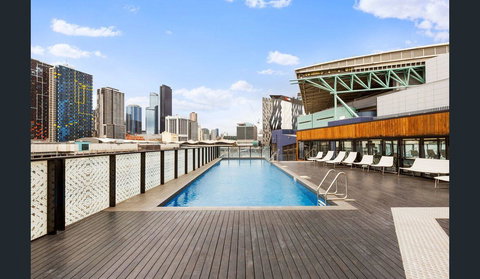 2Bedroom Apartment With Views In Docklands Next To CBD & Marvel Stadium - Stayed 17