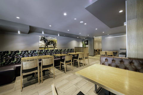 Brady Hotels Central Melbourne - Stayed 15