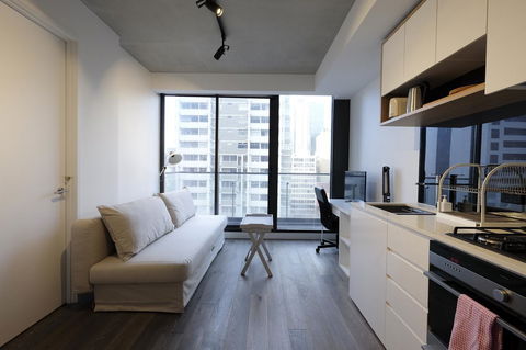 Mono Apartments On La Trobe Street - Stayed 20
