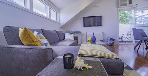 Bayview Loft - Stayed 16