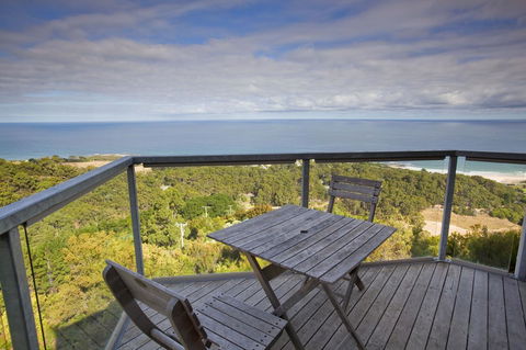 Chris\'s Beacon Point Restaurant & Villas - Stayed 1