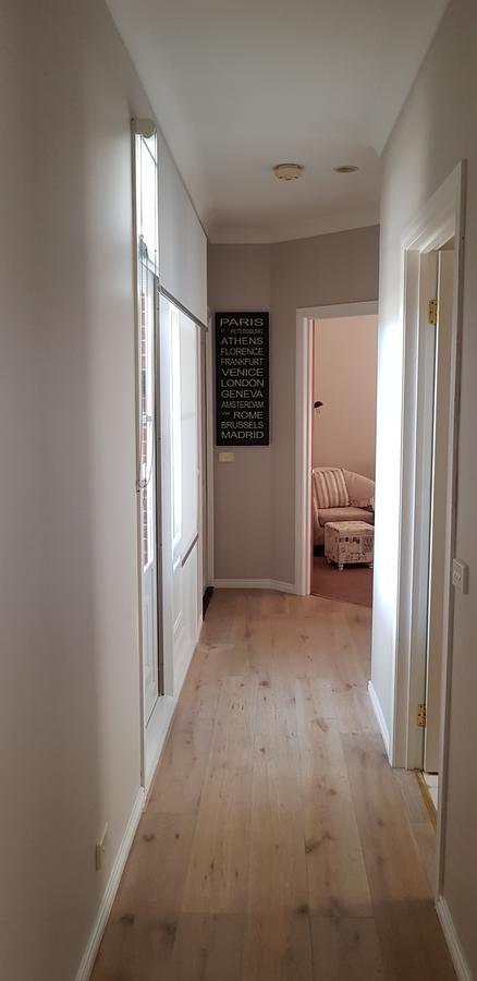 Oxford Rise Apartment - Stayed 8