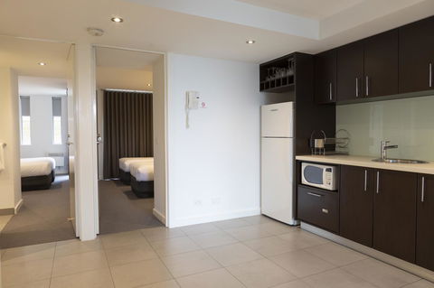 The Dolphin Apartments - Stayed 2