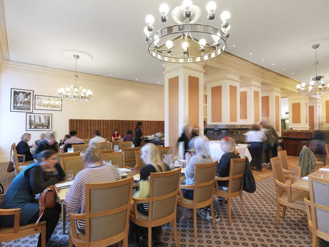 The Savoy Hotel On Little Collins Melbourne - Stayed 27