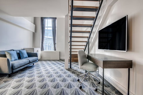 The Savoy Hotel On Little Collins Melbourne - Stayed 9