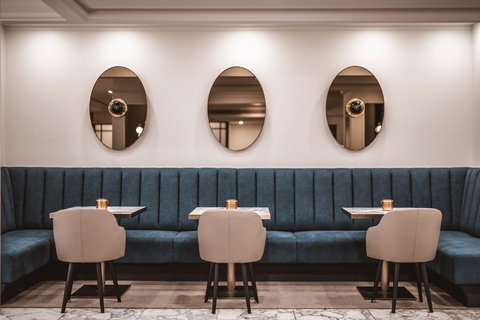 The Savoy Hotel On Little Collins Melbourne - Stayed 4