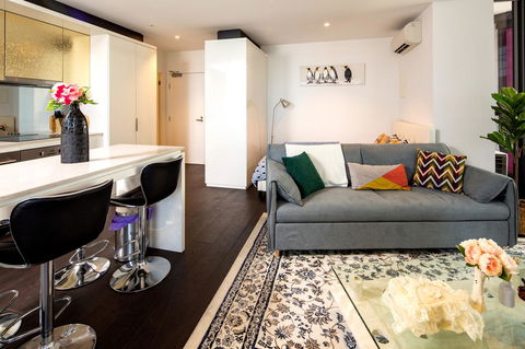 UrbanSuite Melbourne Cozy Apartment å°”æœ¬ åŸŽå¸‚ç²¾é€‰é…’åº—ä½å®¿ - Stayed 37
