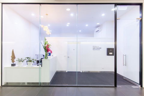 Melbourne SkyHigh Apartments - Stayed 10