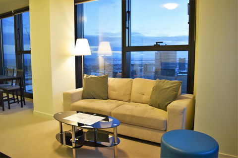 Melbourne SkyHigh Apartments - Stayed 26